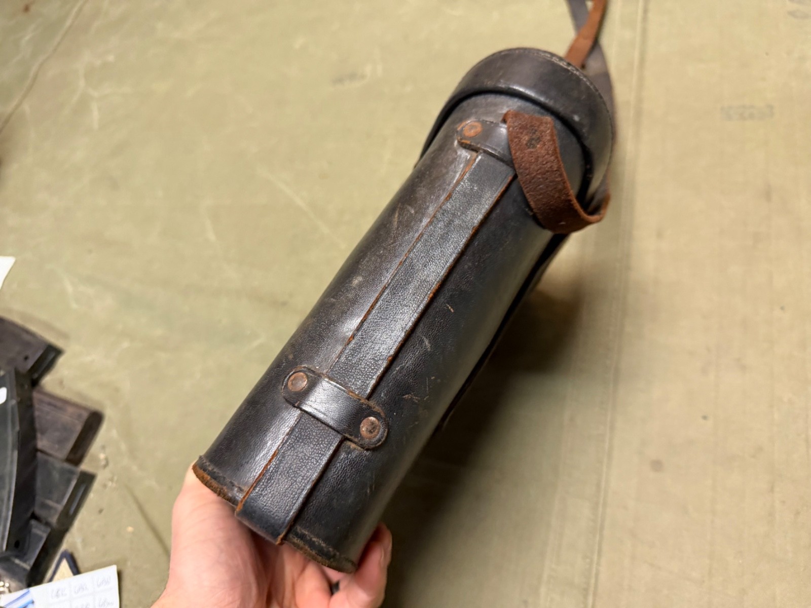 ORIGINAL WWII US NAVY USN MARK 21 7X50 BINOCULARS & CARRY STRAP