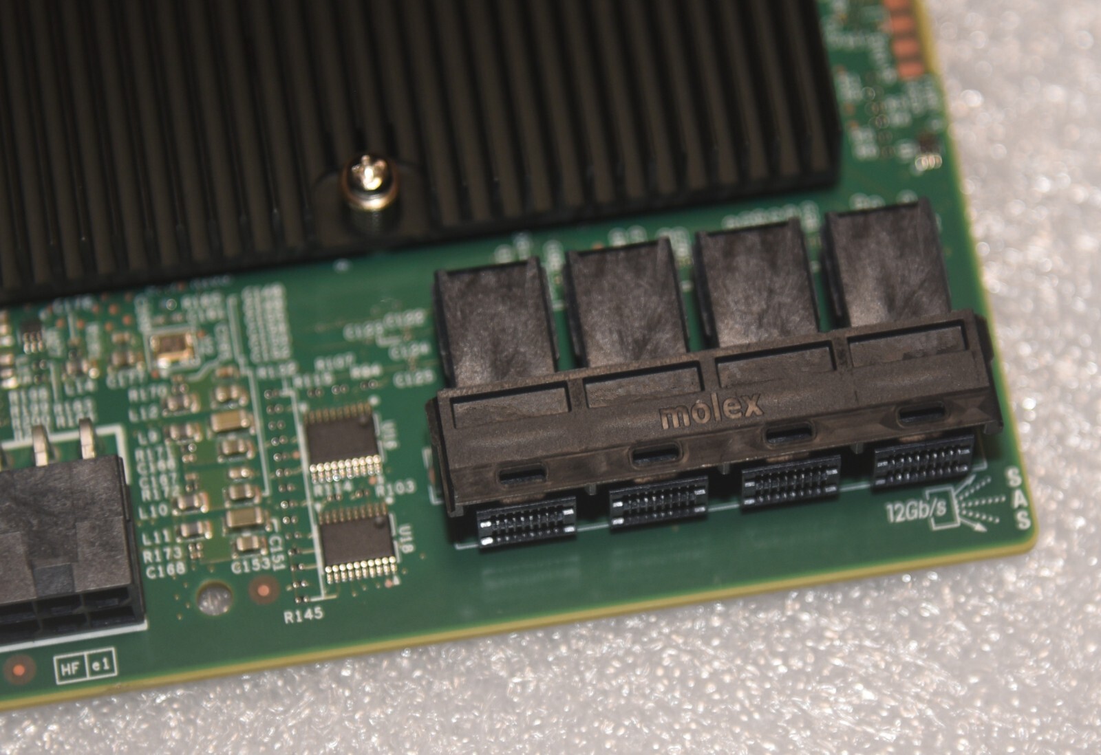 LSI SAS 9300-16I 12GB/S HBA BUS ADAPTER CARD IT Mode 4*SFF-8643 SATA Cable US