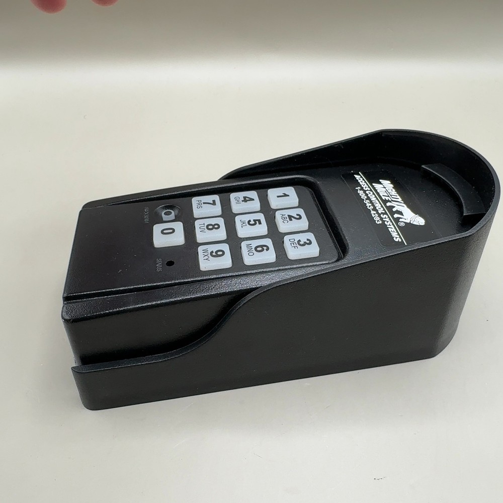 Mighty Mule Wireless Digital Keypad FM137 Black for Gate Opener 25 Codes