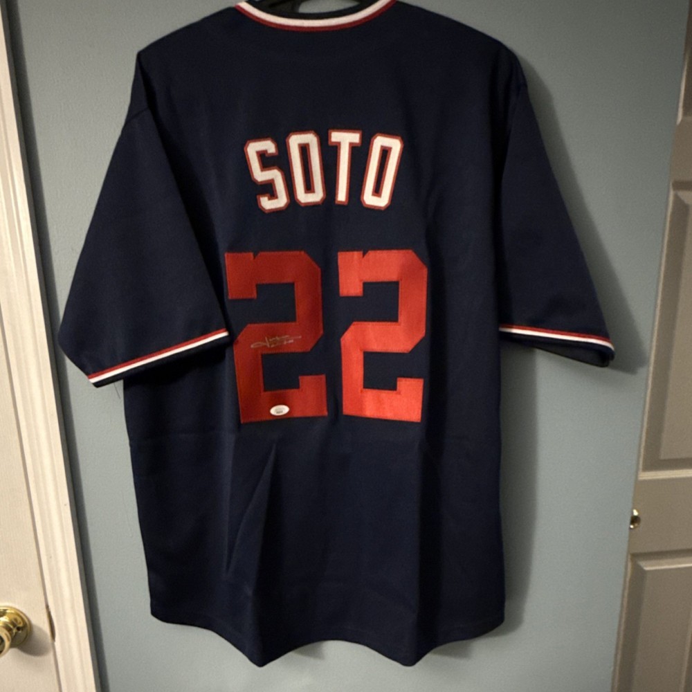Washington Nationals Juan Soto #22 Autographed Jersey JSA Baseball