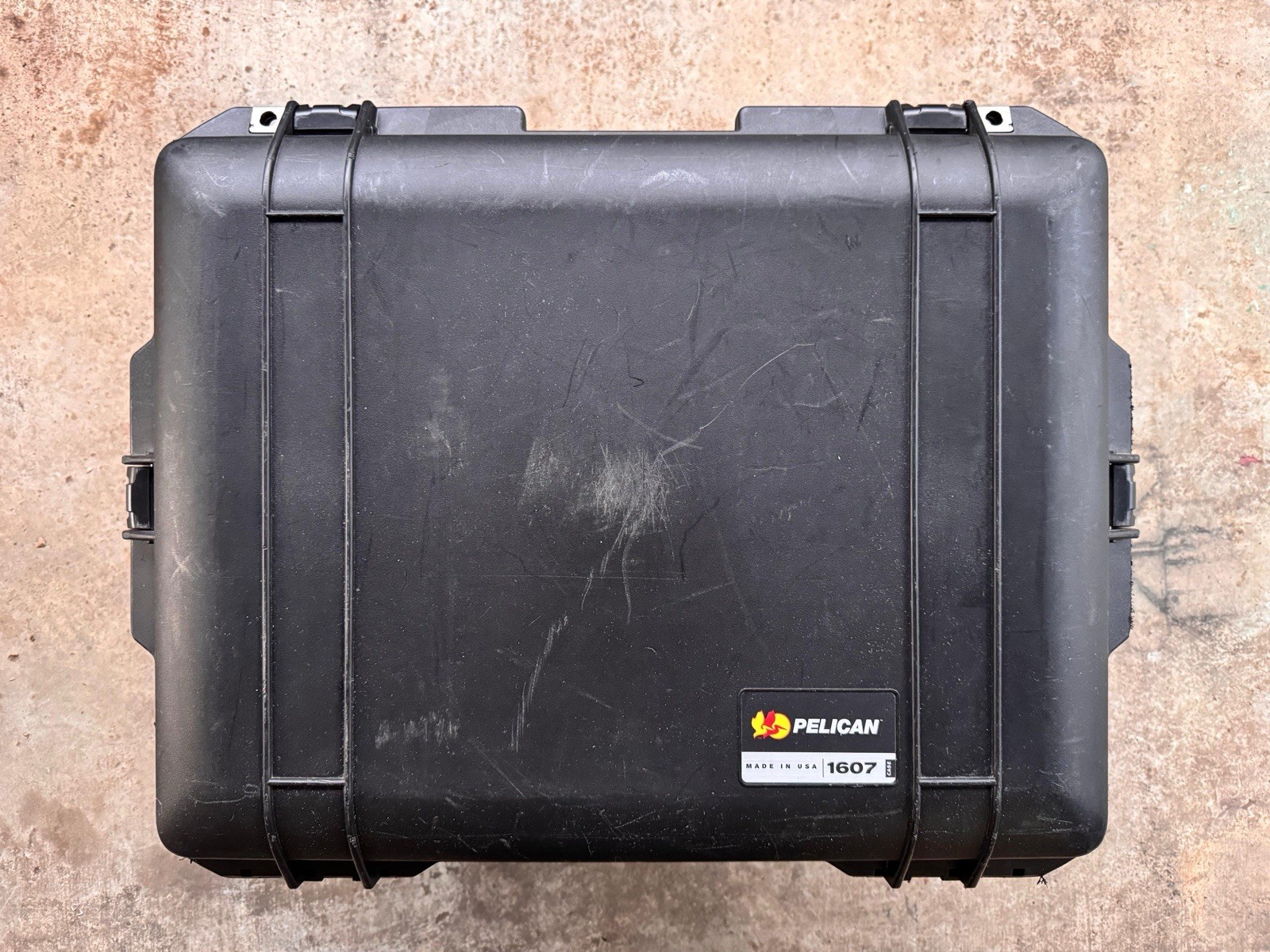 Fluke QA-ES III Electrosurgical Tester and Analyzer, come with Pelican 1607