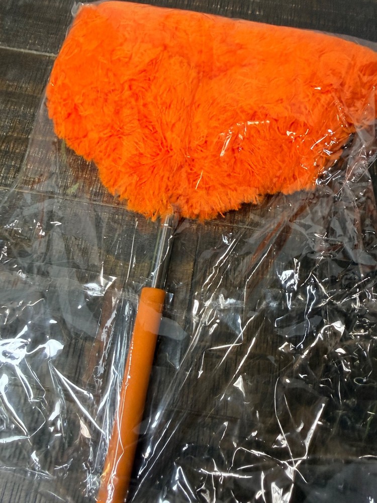Large Ceiling Fan Duster - Telescopic 7"- 25" Electrostatic Dusting Brush