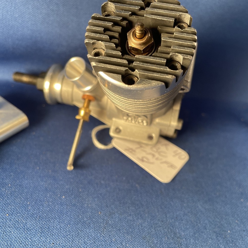TOWER HOBBY 40 ABC C/L ENGINE WITH T-MUFFLER NICE #8