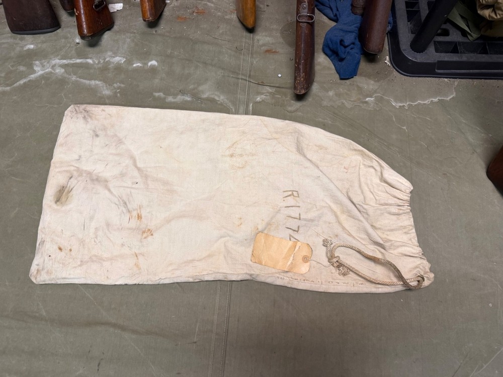 ORIGINAL WWII US ARMY INFANTRY BARRACKS LAUNDRY CARRY BAG-KHAKI,NAMED