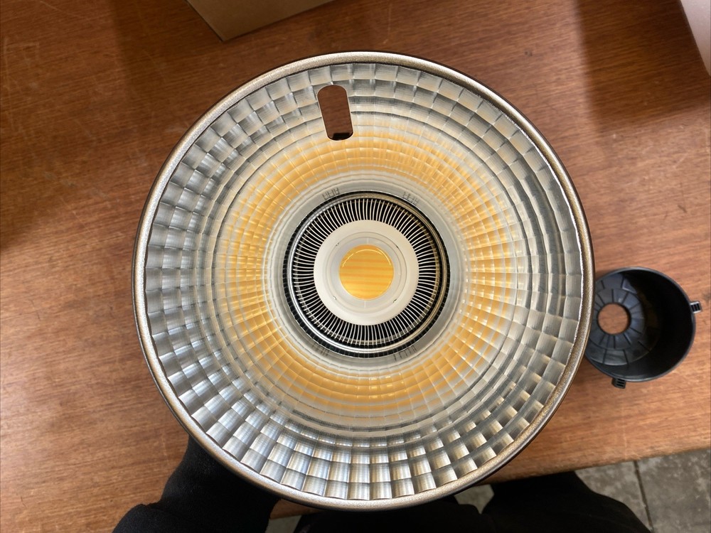 NEEWER CB60B LED VIDEO LIGHT