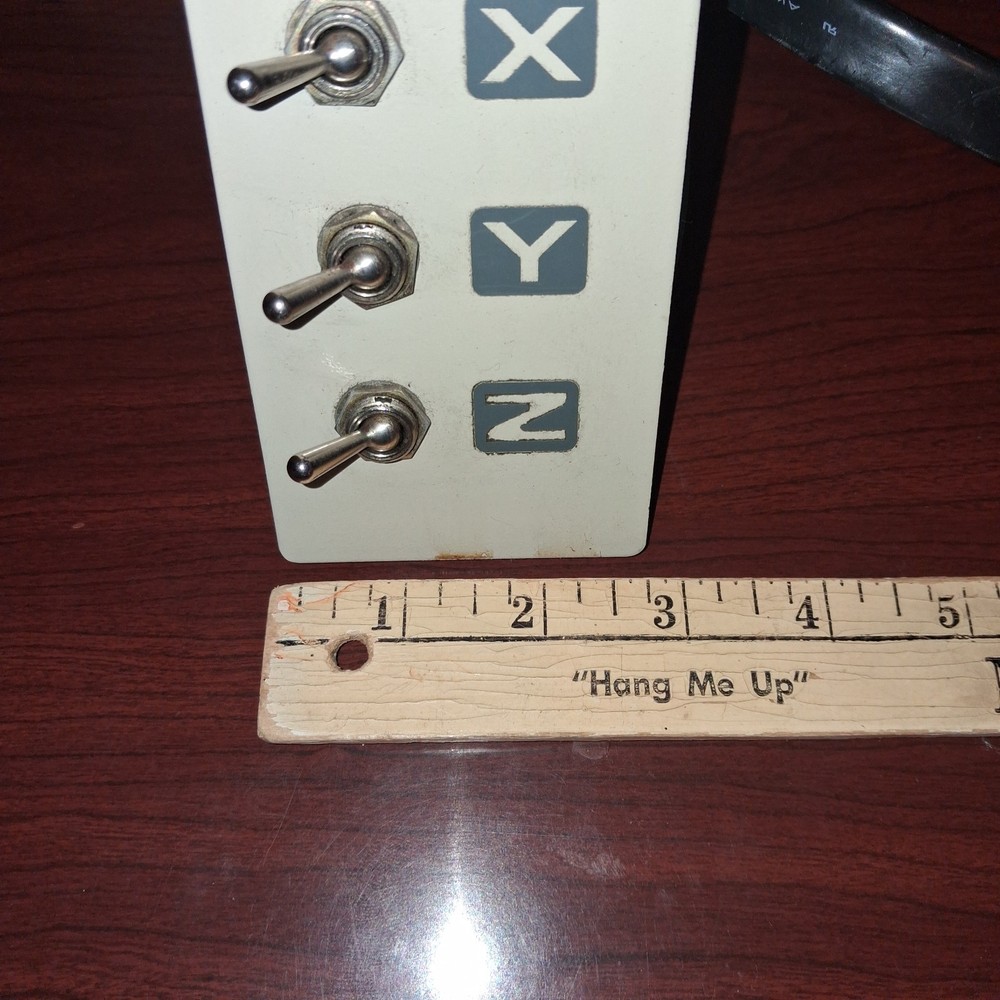 XYZ Toggle Switch Set For Comparator On 4x3 Plate Used