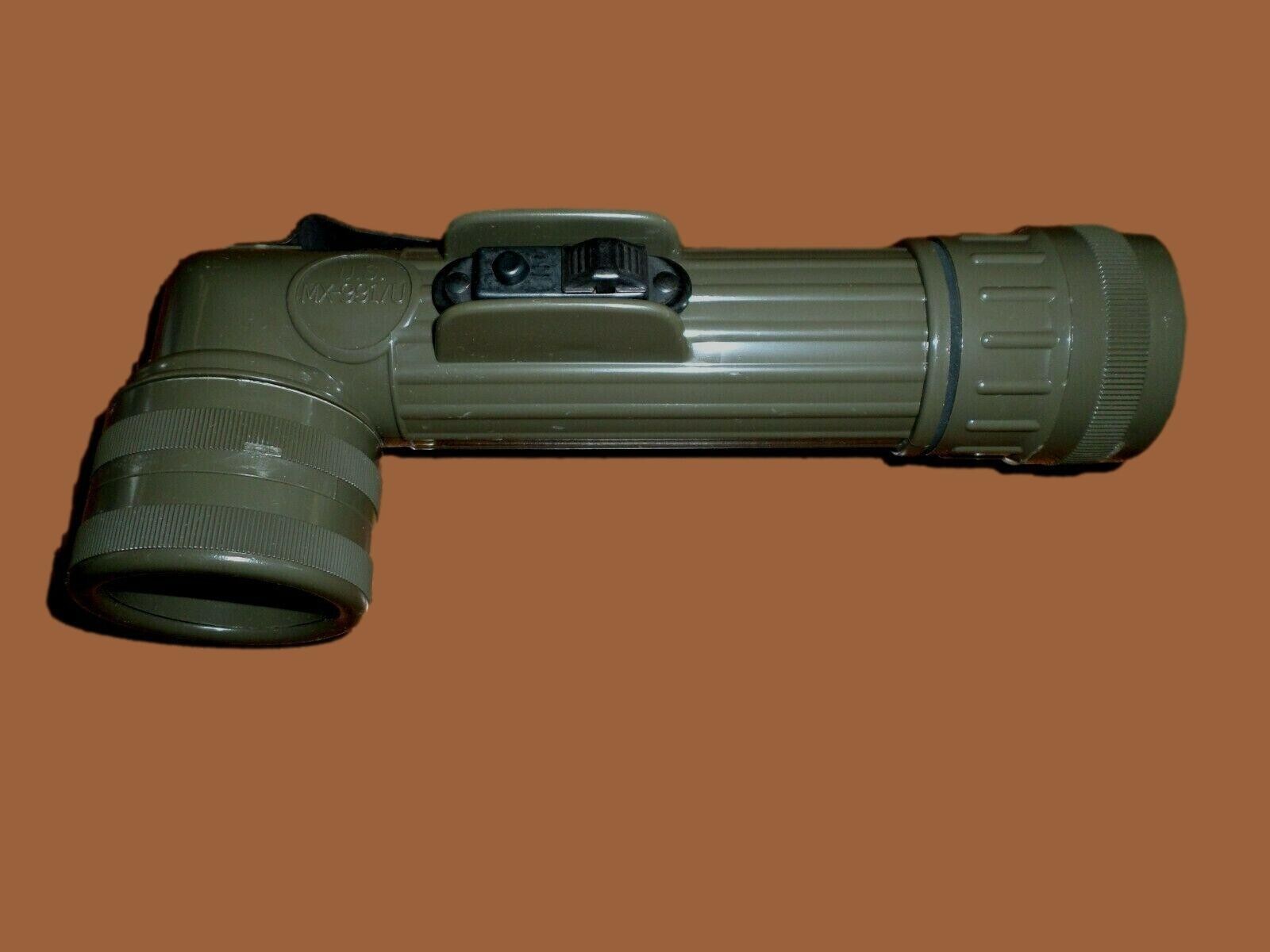 U.S MILITARY ISSUE ANGLE HEAD FLASHLIGHT FULTON MX-991/U OD GREEN U.S.A MADE NEW