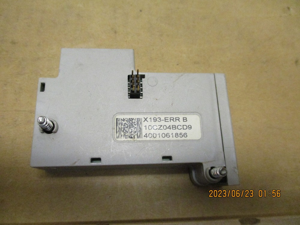 PRE-OWNED ALLEN BRADLEY 193-ERR REMOTE RESET MODULE, GREAT CONDITION.