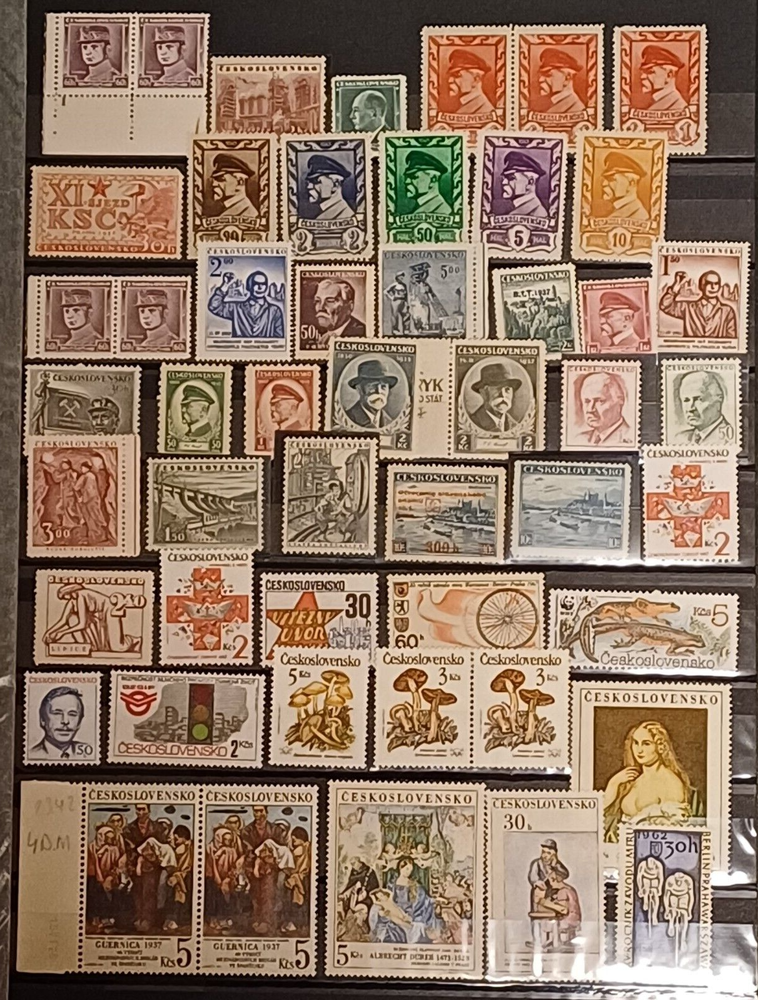 CZECHOSLOVAKIA MNH LOT