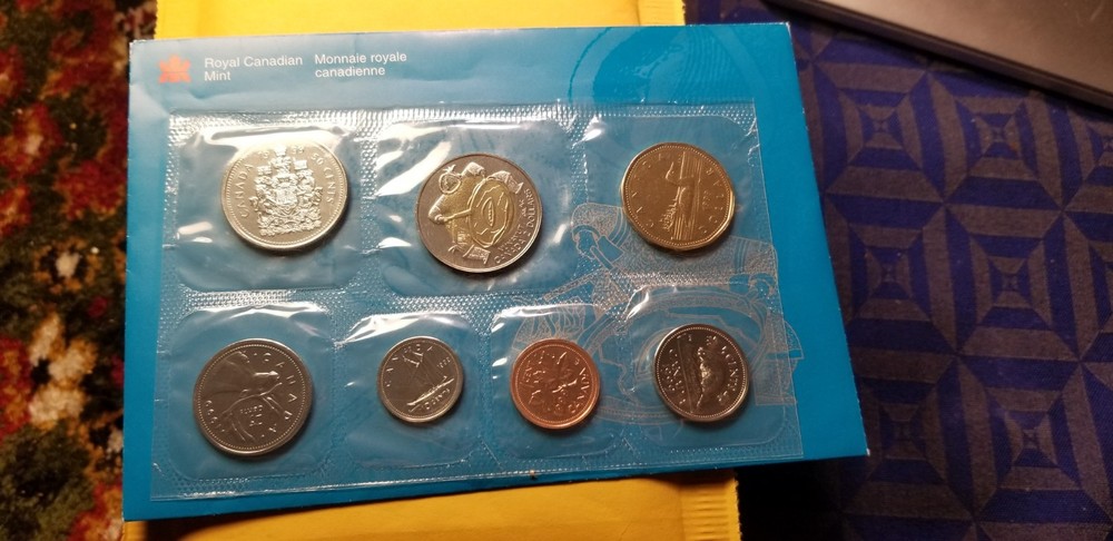 1999 Canada Nunavut Mule Error Mint Proof Like Set Extremely Rare Set.