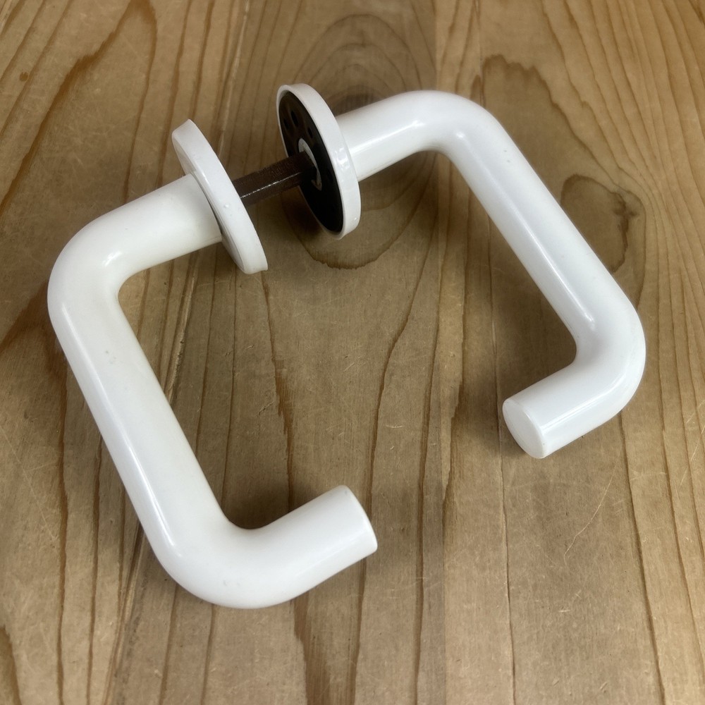 Two Sided Fixed Door Handle White Nylon 5” Screen Patio