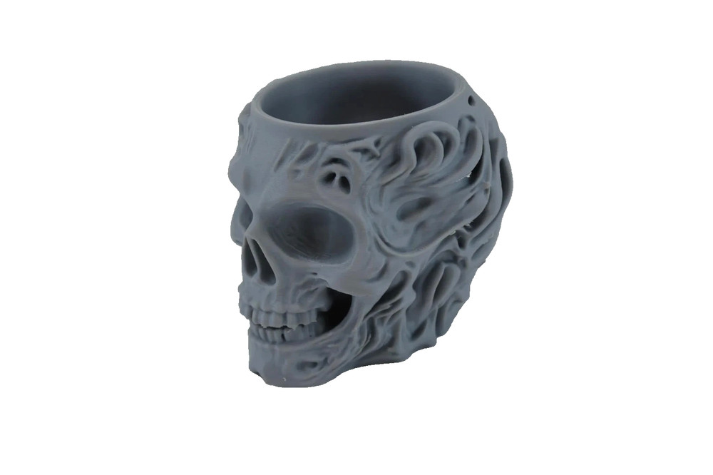 Skull pen / pencil holder.