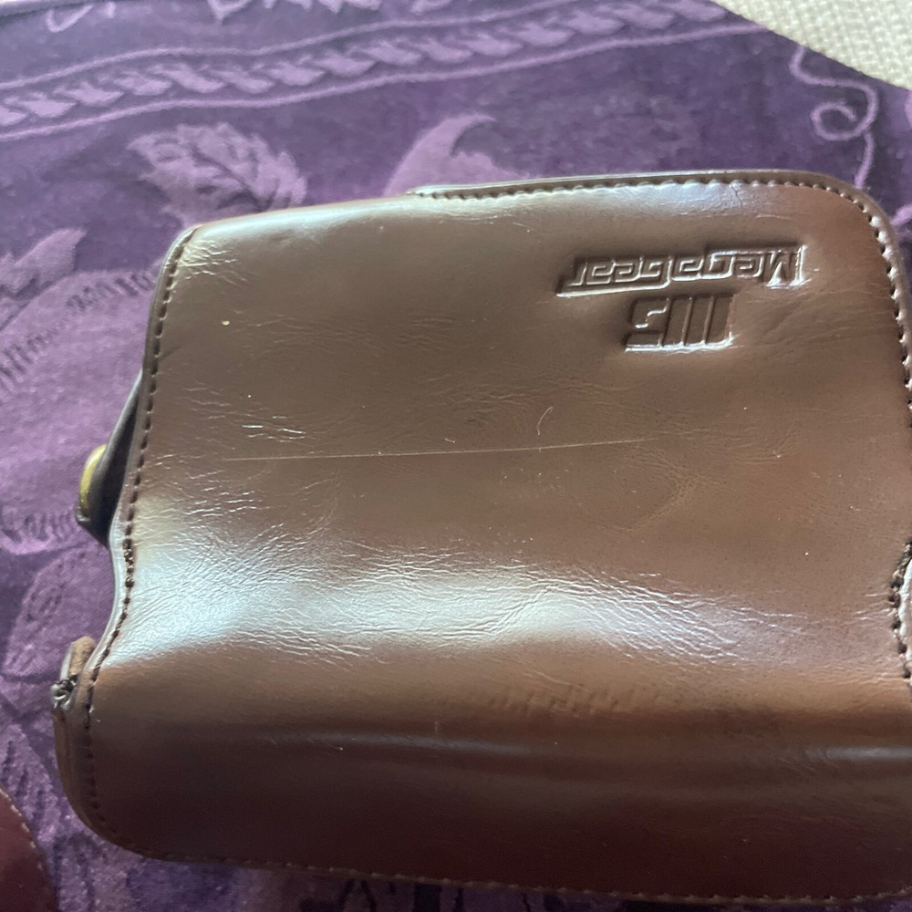 MegaGear "Ever Ready" Protective Brown Leather Camera Case Sony DSC-RX100 (CA)
