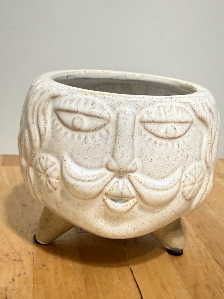 Small Ceramic Pot With face NWOT