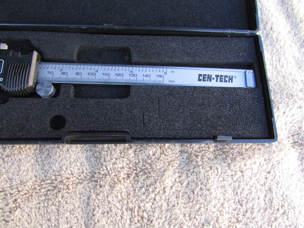 CEN-TECH DIGITAL CALIPER MICROMETER