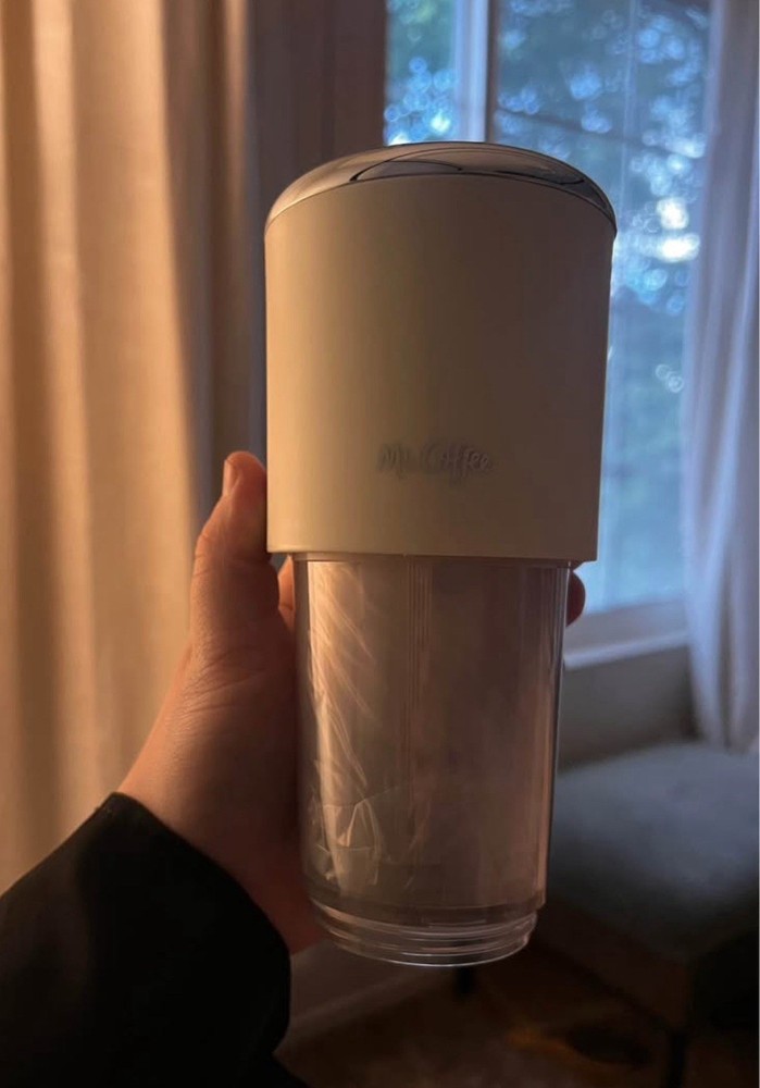 Mr. Coffee Cold Brew Coffee Maker White One-touch Operation Matte Plastic