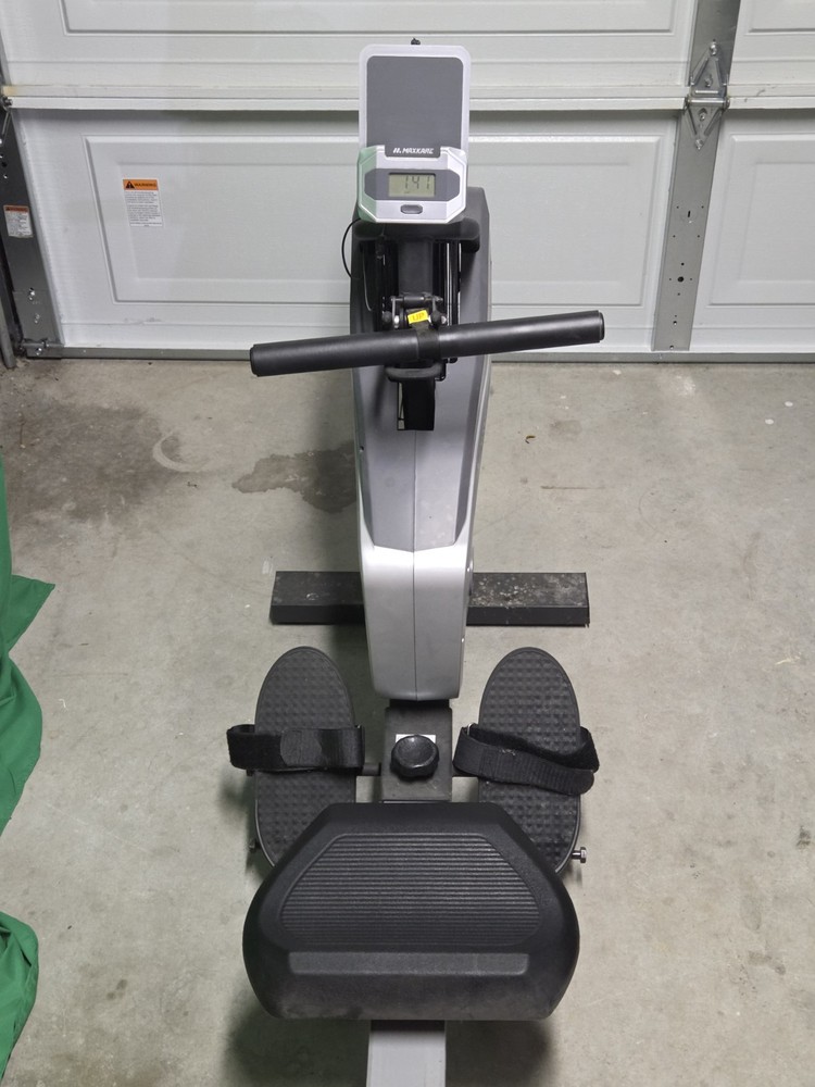 MaxKare Rowing Machine