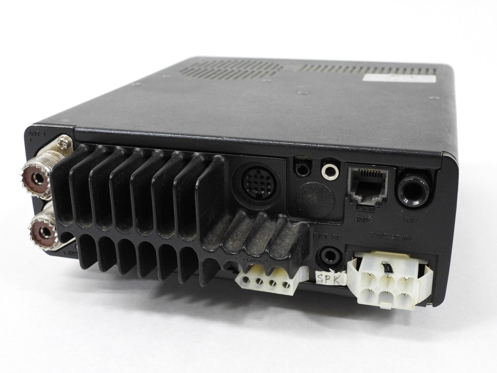 Icom IC-706MKIIG Ham Radio Transceiver (has problems, please read)