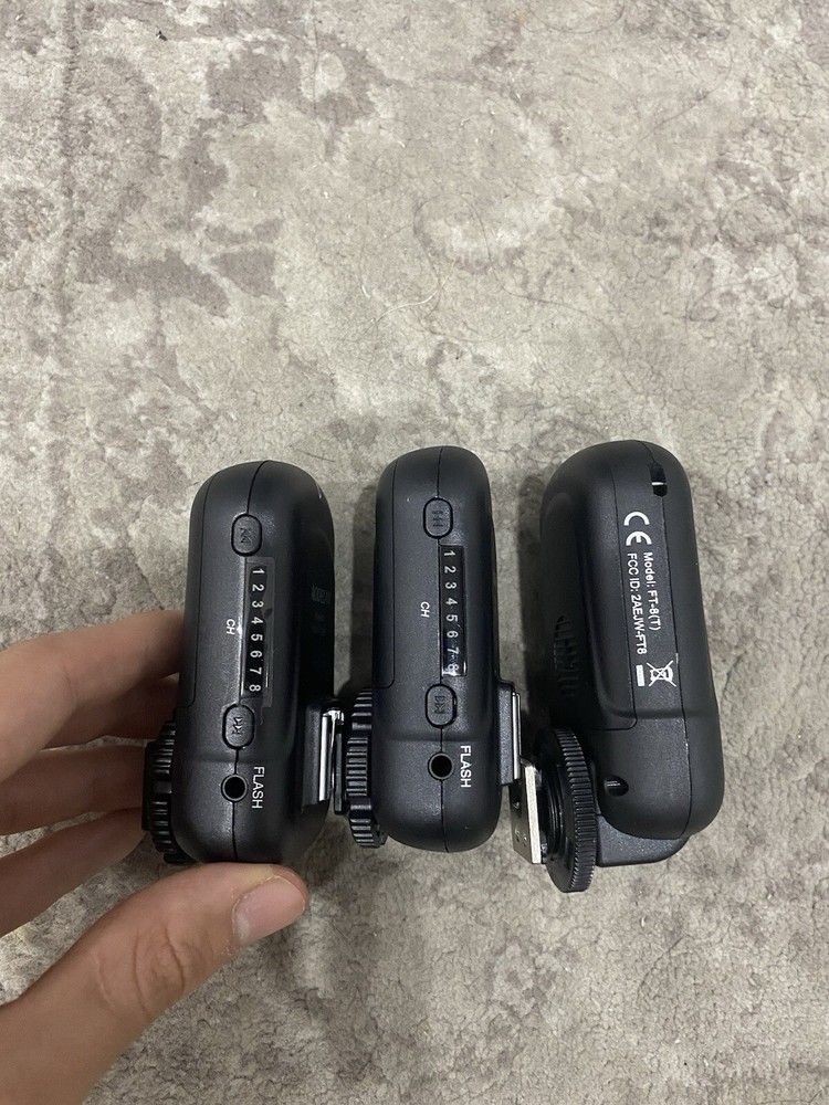 AODELAN Wireless Flash Trigger Transmitter and Receiver Set