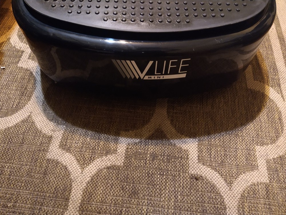 Vlife mini- vibration plate exercise machine