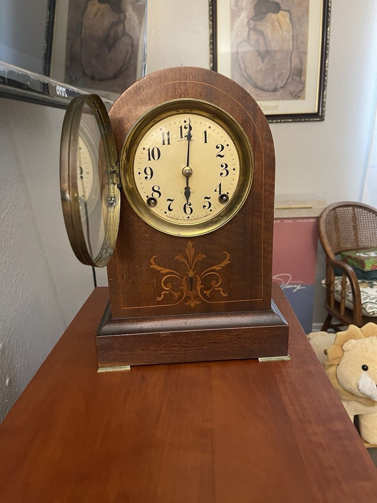 Antique Seth Thomas Mantle Clock