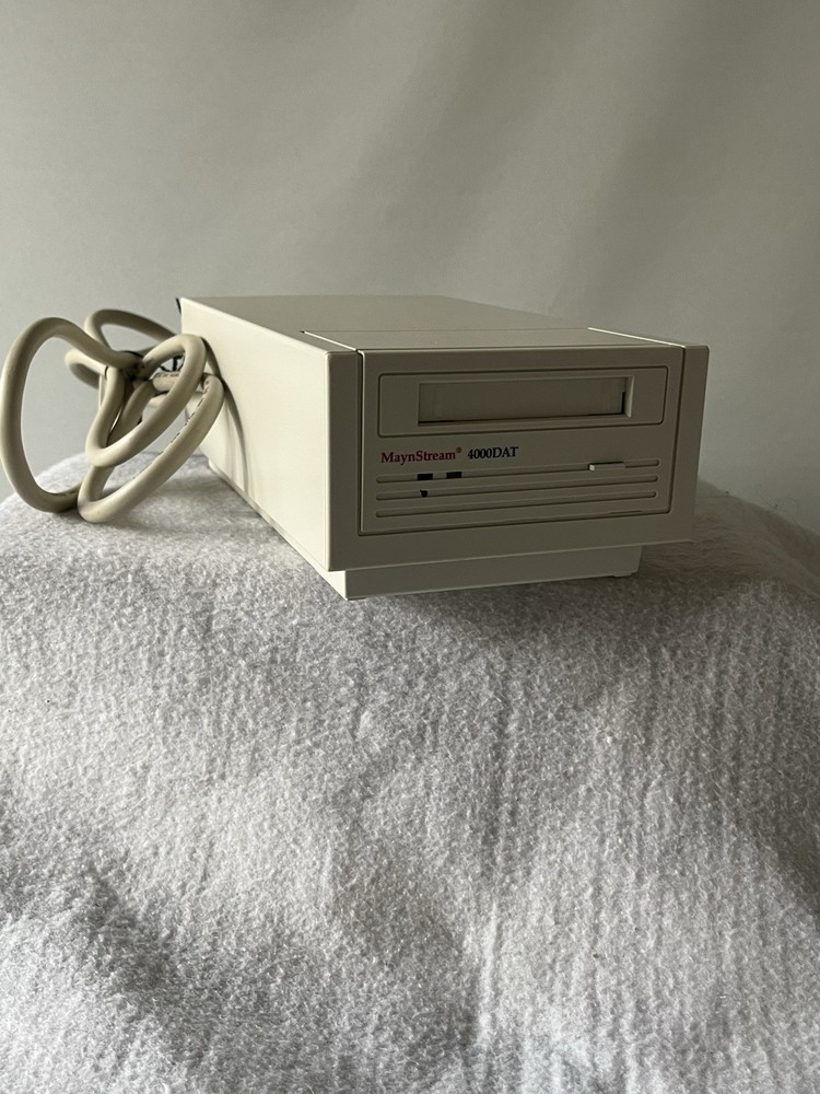 Maynard Electronics 4000DAT External DAT SCSI Tape Drive w/ Data Cables Tested
