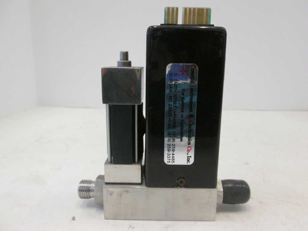 Unit UFC-1020A Mass Flow Controller MFC, SiH4, 500 SCCM, Used