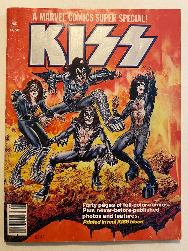 KISS 1977 Marvel Comic Book - Ungraded - Printed in KISS Blood! Great Graphics!