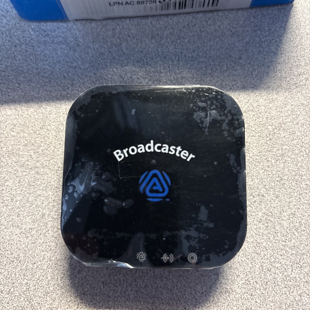 HomeSpot Bluetooth Transmitter AV Broadcaster BA210 v2 W/cables