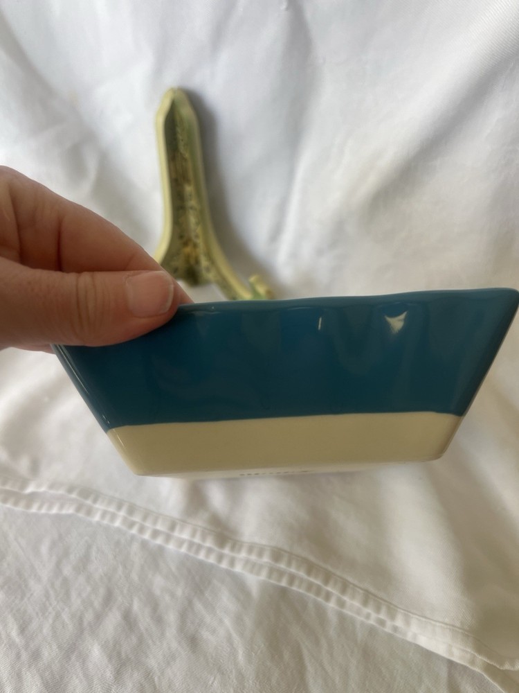 Nantucket Stoneware Small Baking Dish