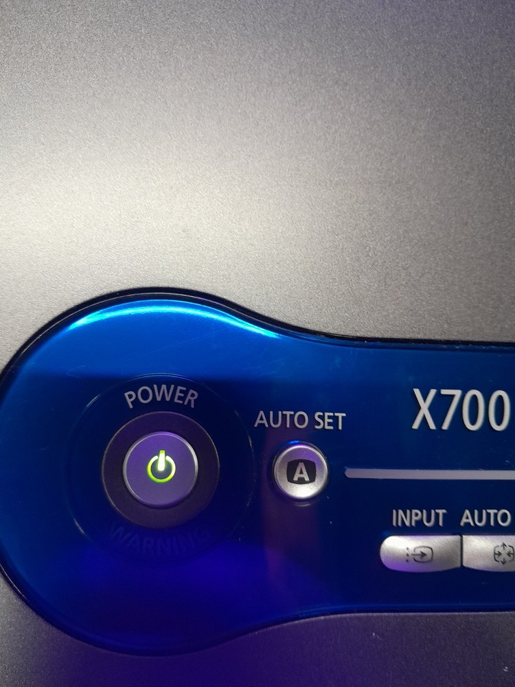 Canon X700 Projector - Tested & WORKING