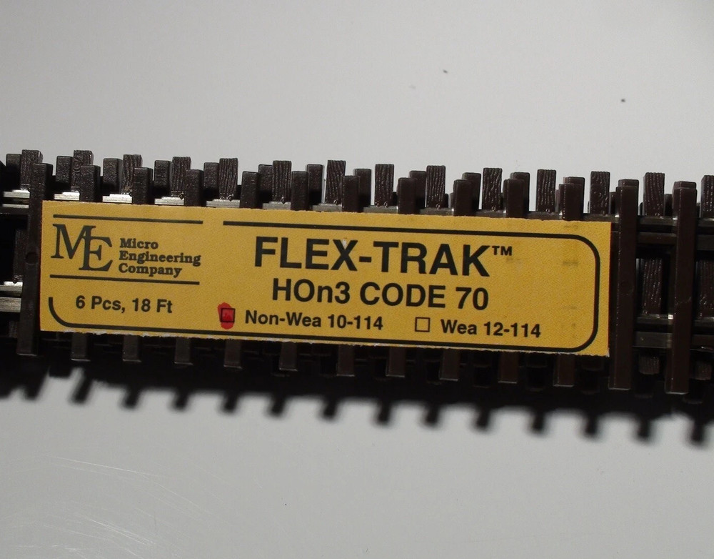 Micro Engineering ~ HOn3 Scale ~ Code 70 ~ Flex Track ~ 3' ~ 6 Pieces ~ 10-114