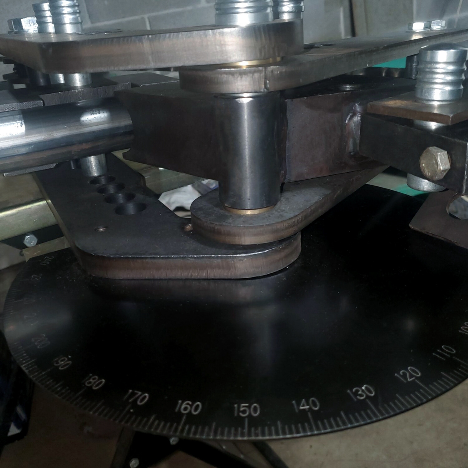 Steel Ratcheting Manual Pipe and Tube Bender -Bends up to 2" diameter tubing