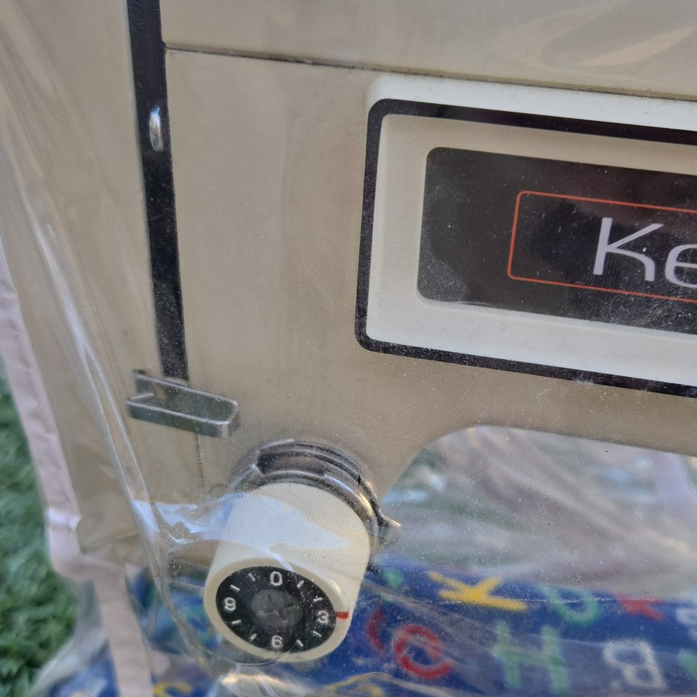 Kenmore Ultra-Stitch 6 Electric Sewing Machine Reverse Stitch Multiple Patterns