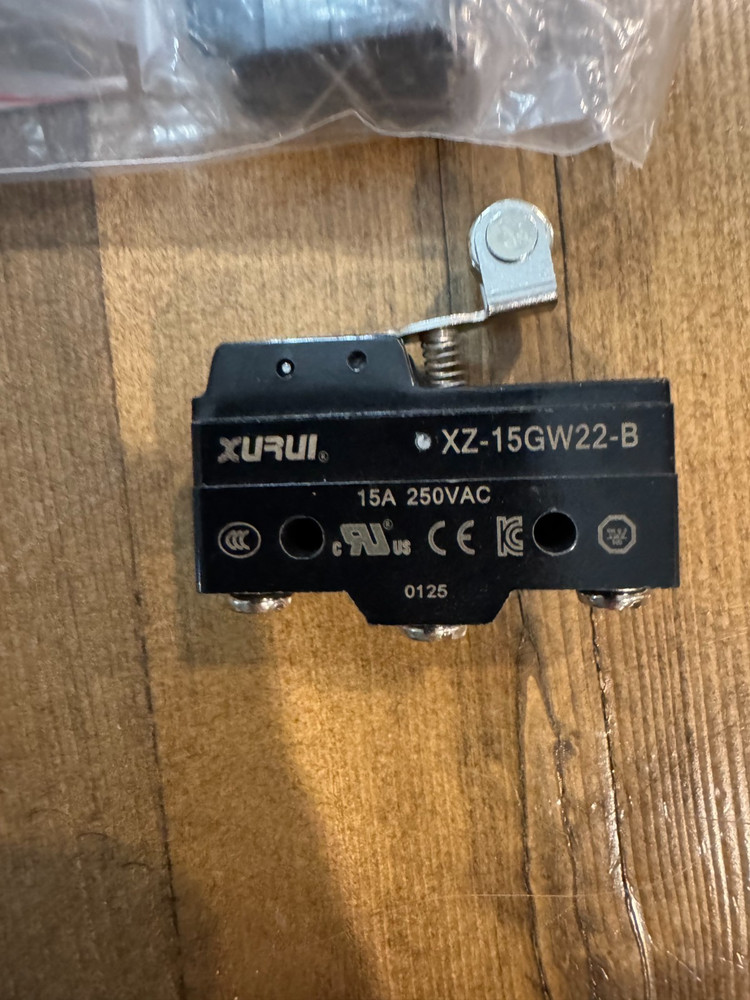 5 Pack Uxcell XZ-15GW22-B AC Panel Mount Roller Snap Button Type Micro Switch