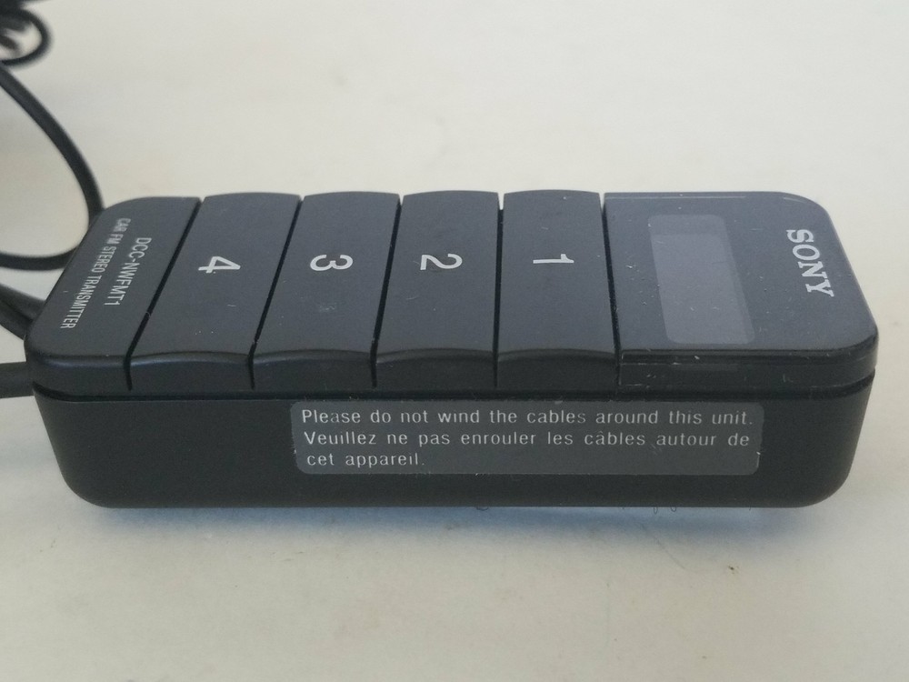 Sony Walkman FM Transmitter Modulator Car Charger Adapter DCC-NWFMT1