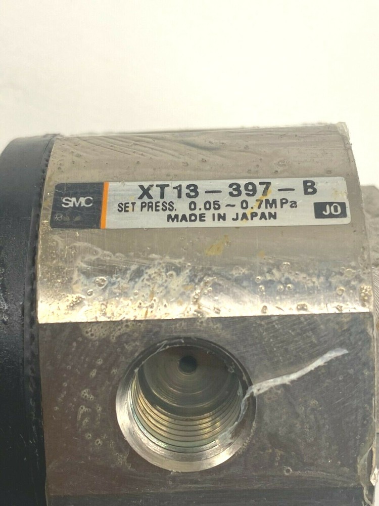 2PCS SMC XT18-397-B REGULATOR