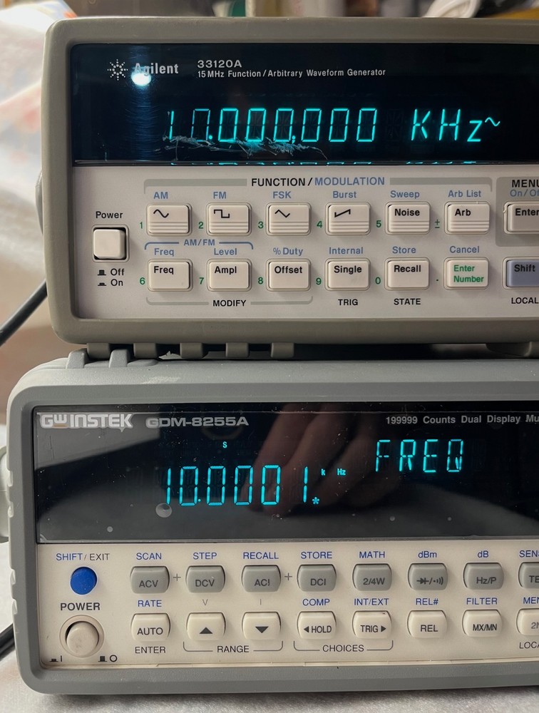 Agilent 33120A 15 MHz Function / Arbitrary Waveform Generator