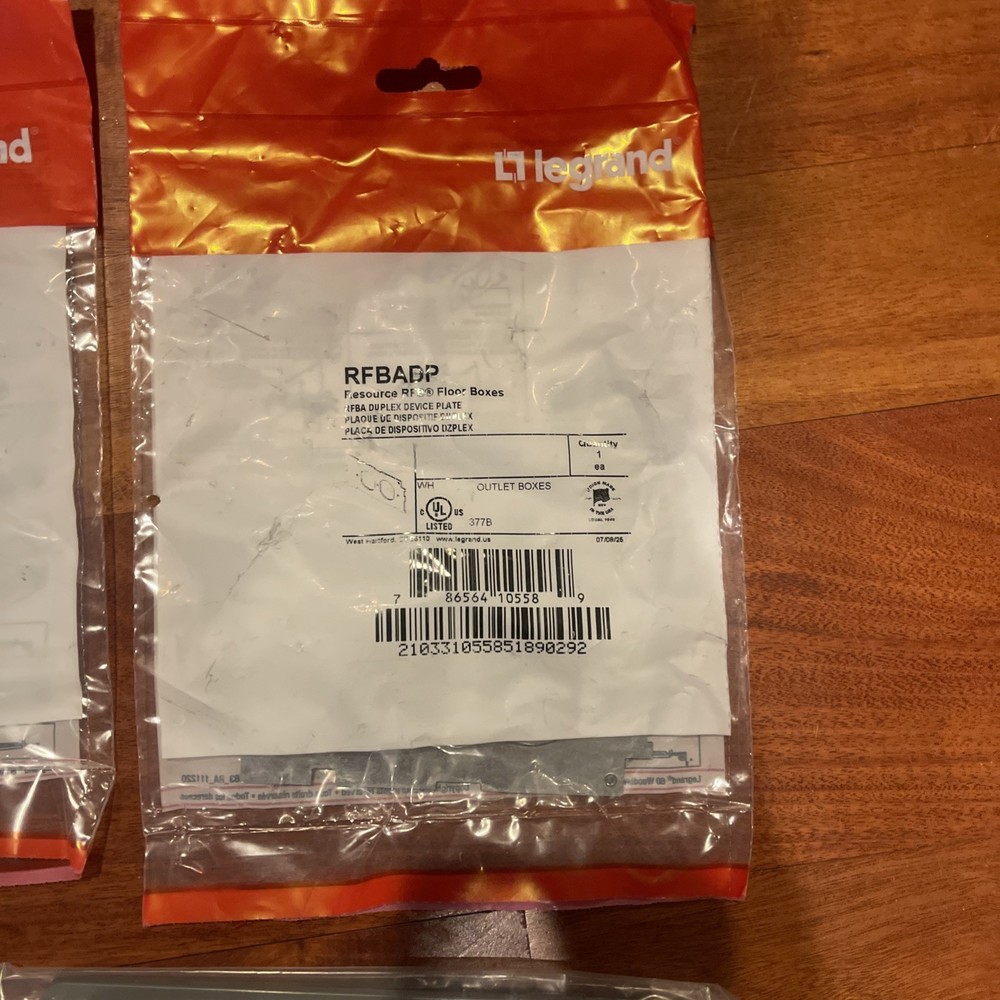 RFBA2R30OG RFBA Legrand Wiremold 2-G 3" RECTANGULAR COVER FLOOR Box