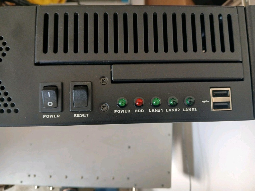 NCast Telepresenter M4