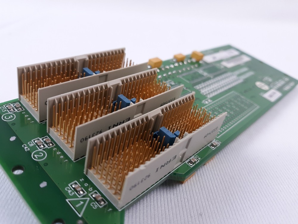 Compaq 606918-001 Backplane