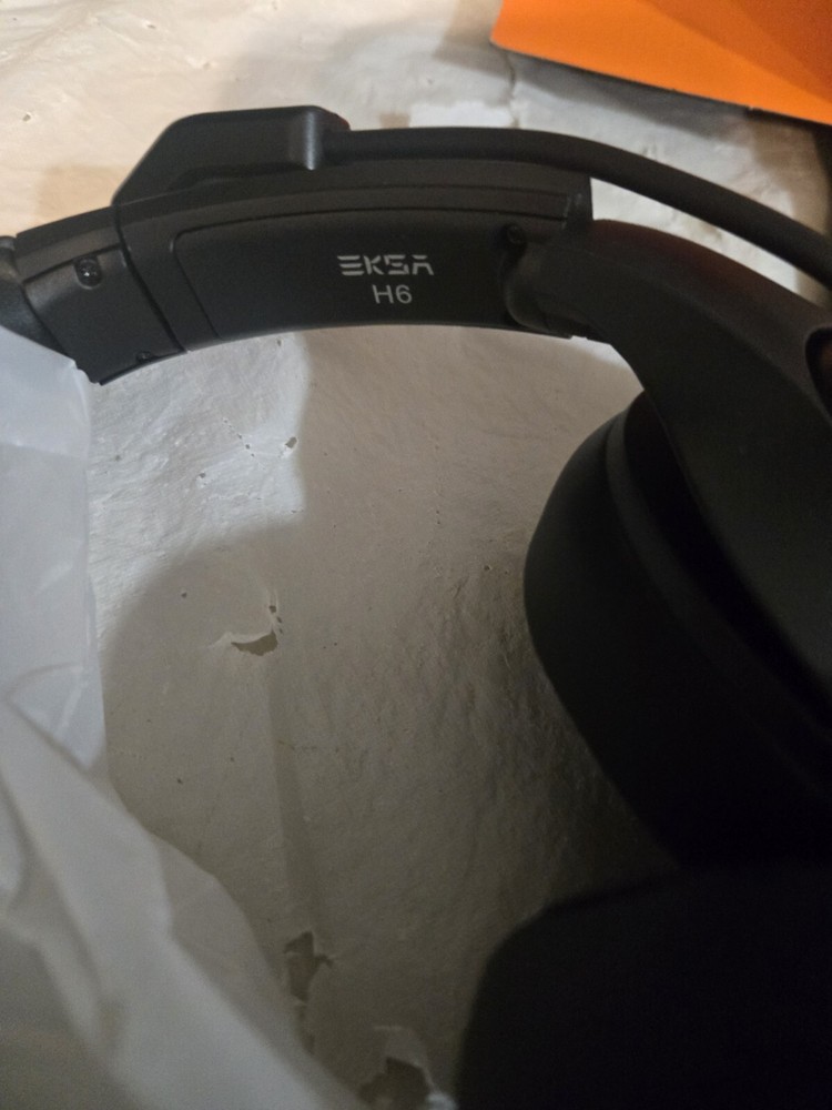 EKSA Telecom Ai-Powered ENC Wireless Headset H6