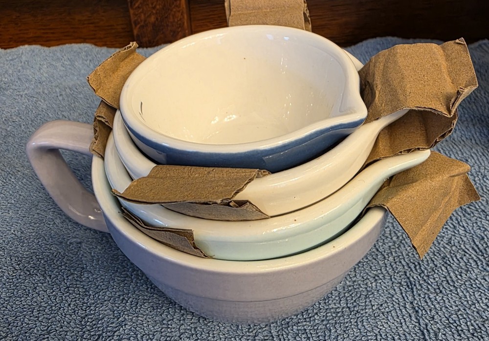 Crofton 4-piece ceramic measuring cup set.