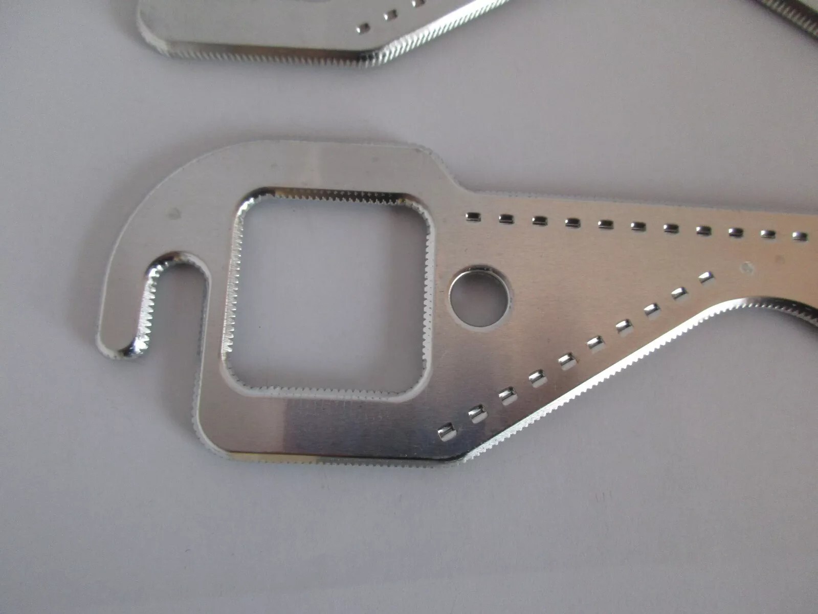 Small Block Chevy Aluminum Square Port Header Exhaust Gaskets Reusable SBC 350