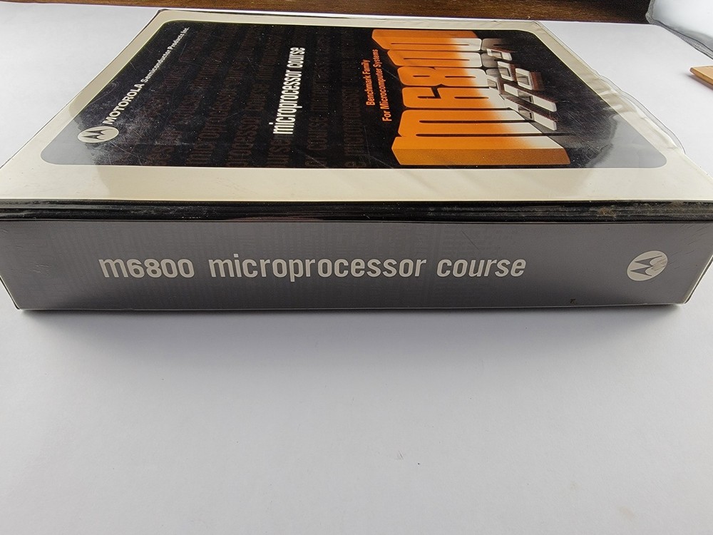 Original Vintage Motorola M6800 Microprocessor Manuals Guides Retro Computing