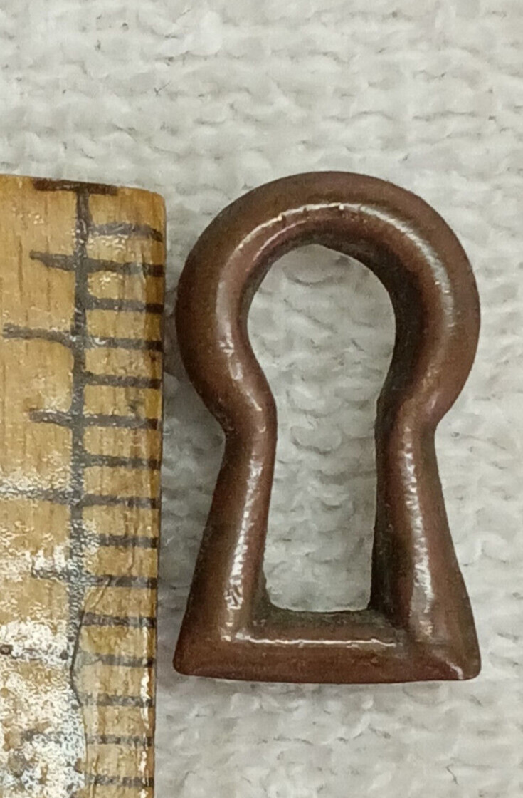 LOT OF SIX ANTIQUE FLUSH MOUNT OR INSERT BRASS ESCUTCHEON KEYHOLE COVERS