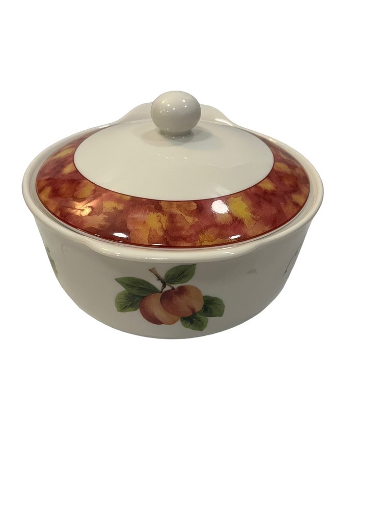 3 Quart Round Covered Casserole Vintage Grape (Rust Sponge Border) NWT