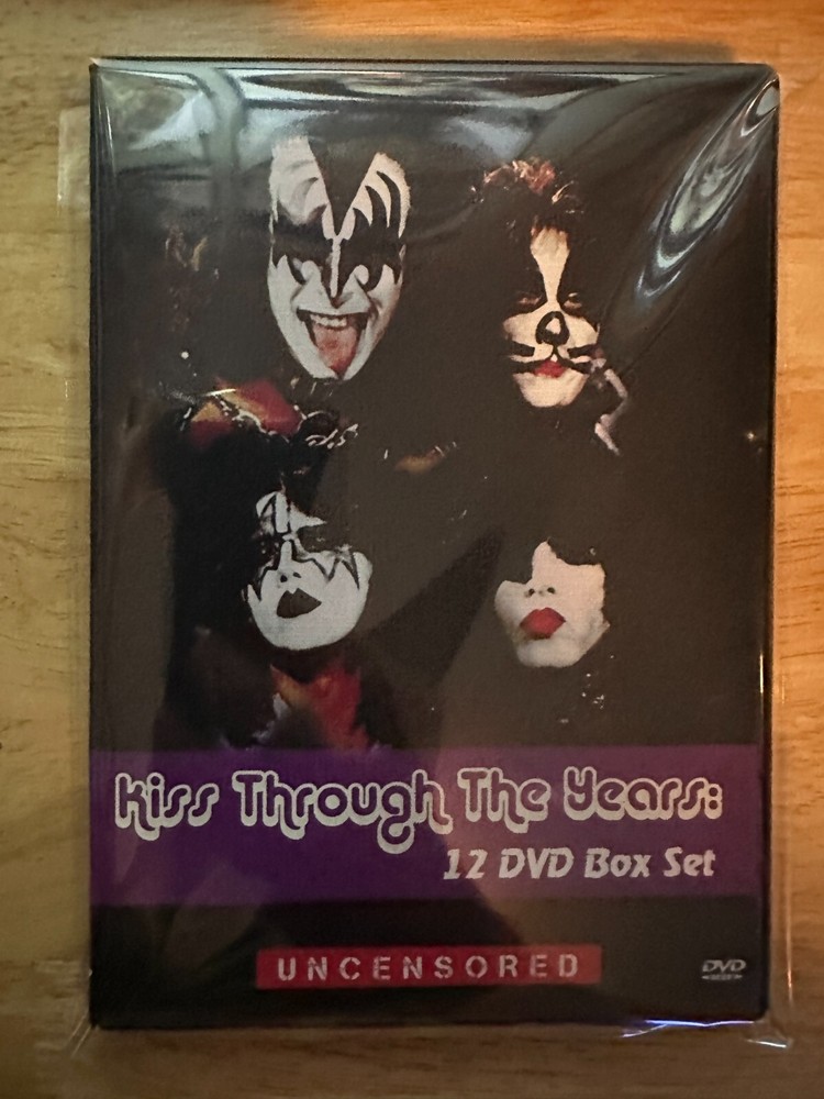 KISS - Through the Years 1973-2008 The 17 Volume Complete DVD Box Set