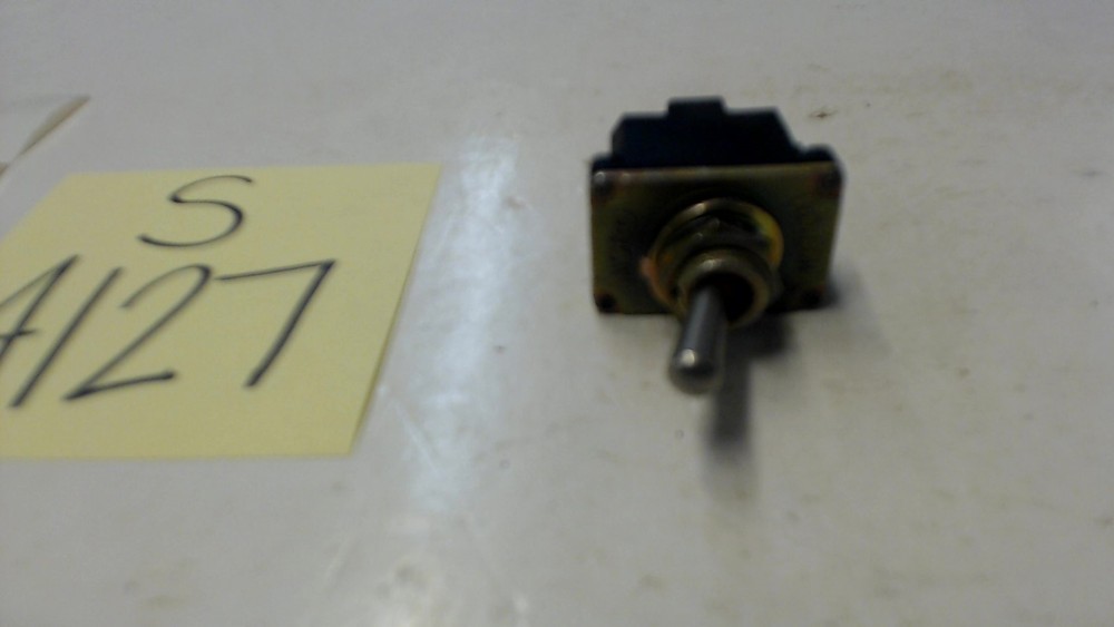 Manitowoc 1001193 Toggle Switch