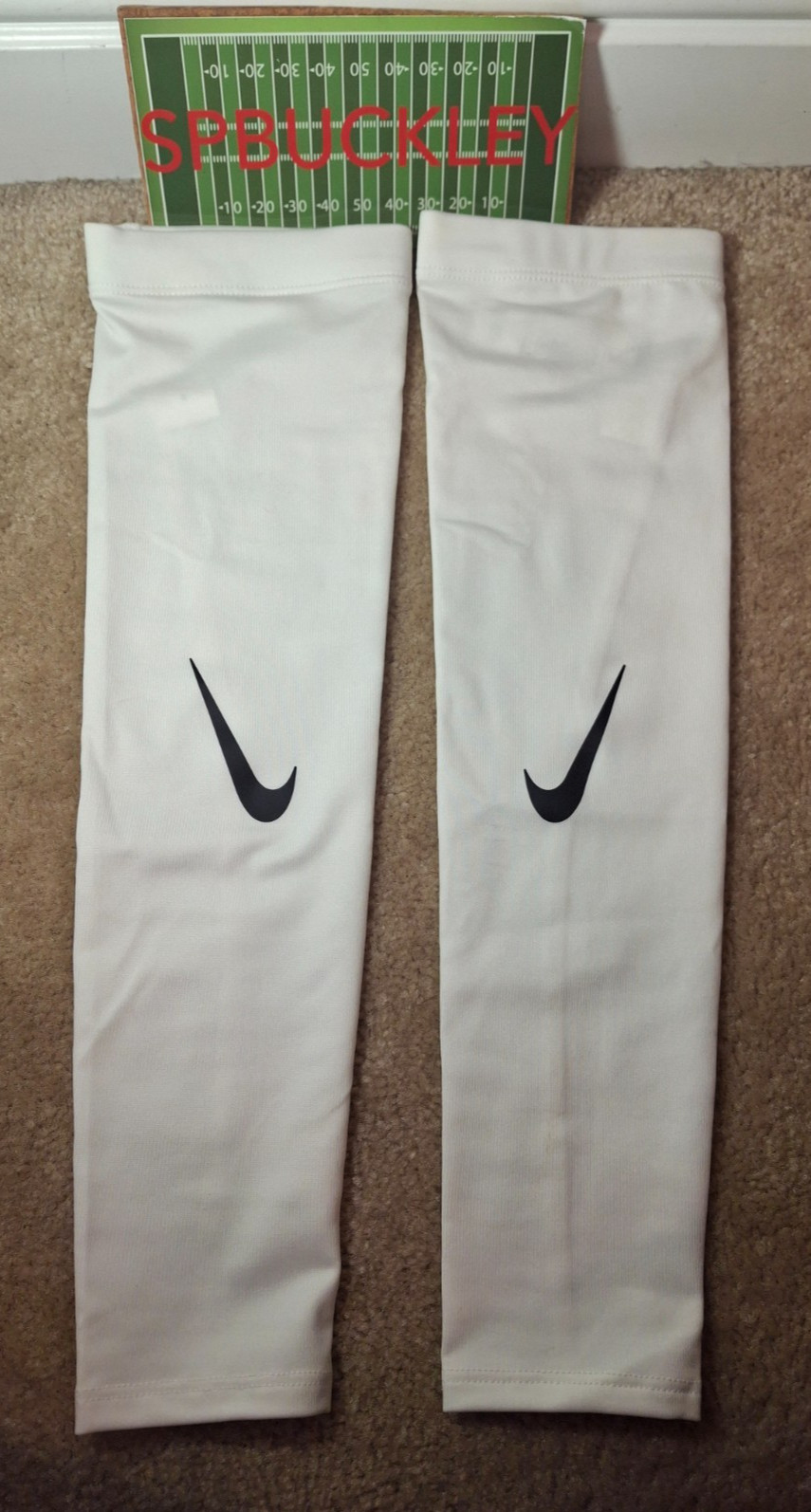 NIKE PRO FOOTBALL ARM SLEEVES W/ DRI-FIT, WHITE, PAIR, S/M, NWOT